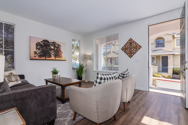 Photo - 411 Canyon Ct