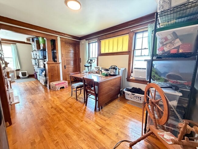 Photo - 523 E 6th St Unit 523 E 6th St - #2