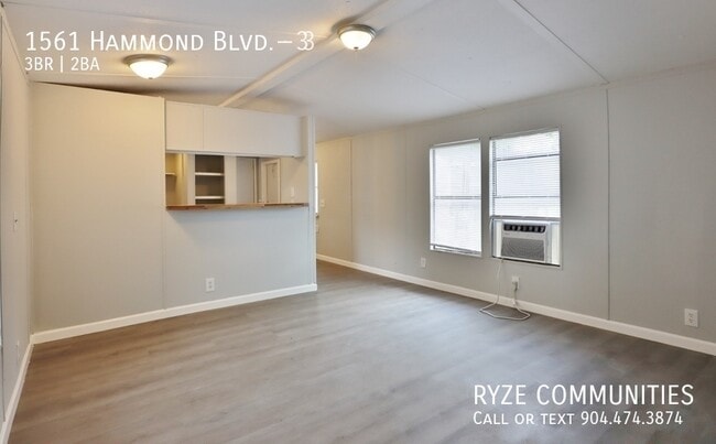 Photo - 1561 Hammond Blvd