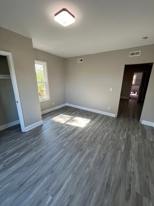 Photo - 3811 Barrington Rd