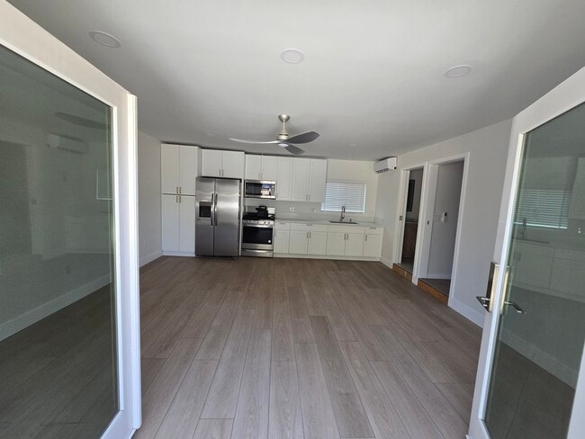 Building Photo - 6714 Fulton Ave Rental