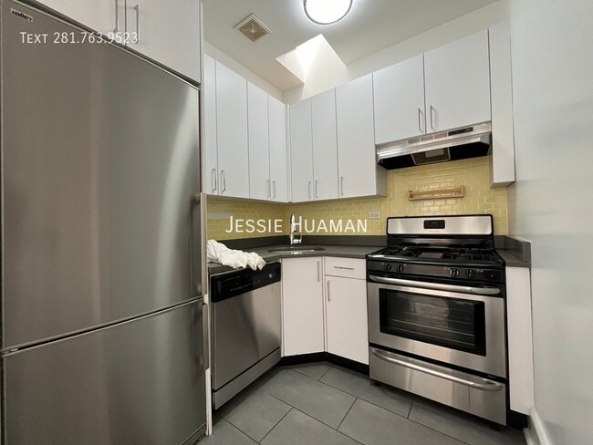 Photo - 24 E 80th St Unidad 5BC