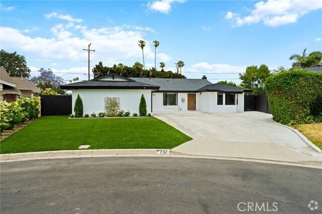 Building Photo - 737 Paseo Pl Rental