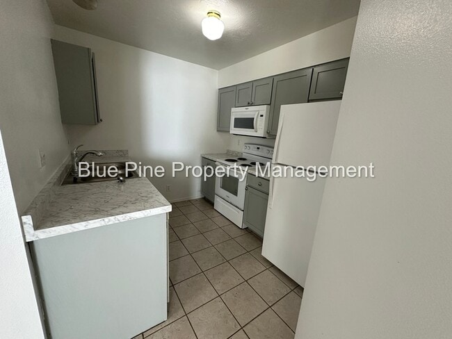 Photo - 2102 Stace St Unit 4