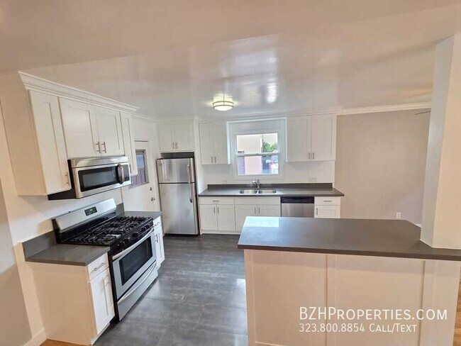 Photo - 5329 Vantage Ave Unidad 3