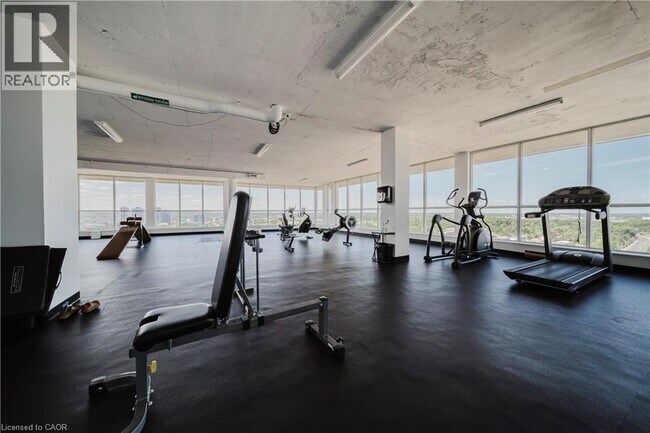 Photo - 375 King St N Unité 306