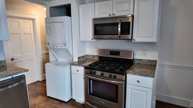 Photo - 294 Windsor St Unidad 2