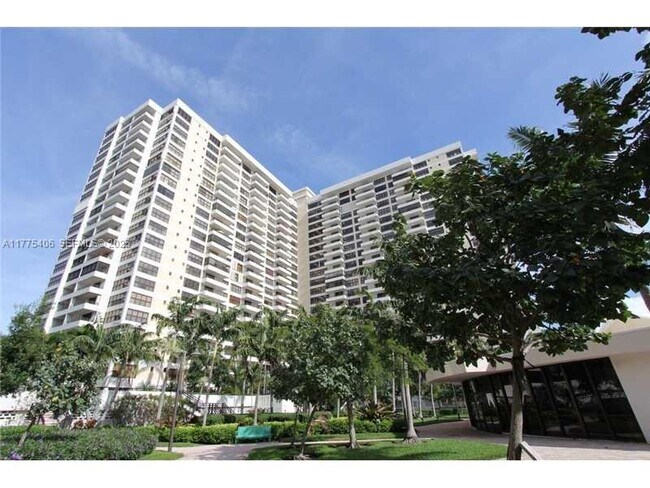 Building Photo - 600 Three Islands Boulevard Unit 308