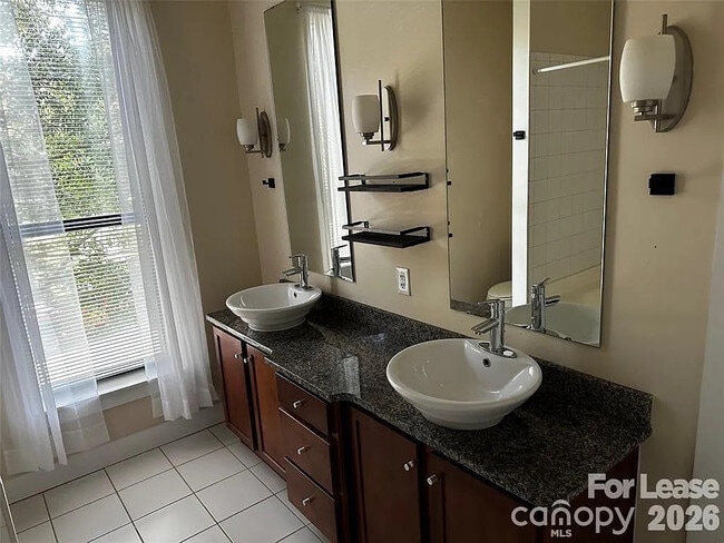 Photo - Room in Townhome on Spencer St