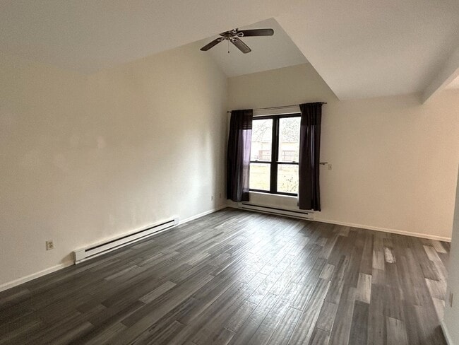 Photo - Modern 2 Bedroom Townhome Near CSU