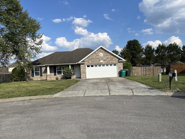 Building Photo - 5004 Pelican Ct