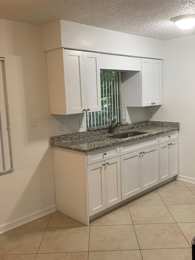 Photo - 2007 E Jefferson Street