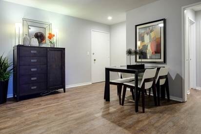 Merriam Park Apartments