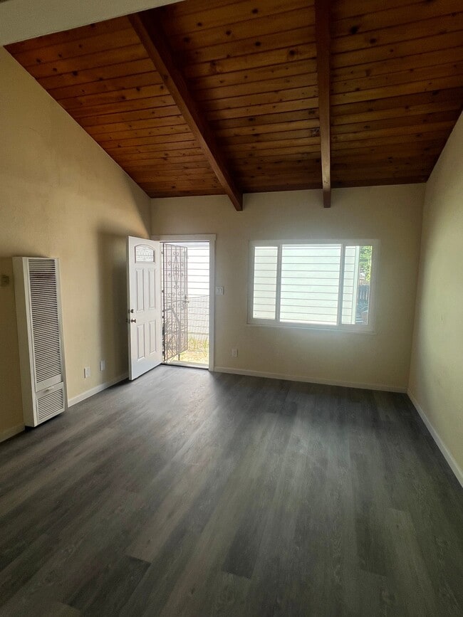 Photo - 1550 Fourth St Unit 1550