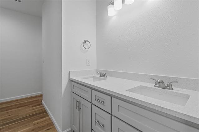 Photo - 311 N Helton St