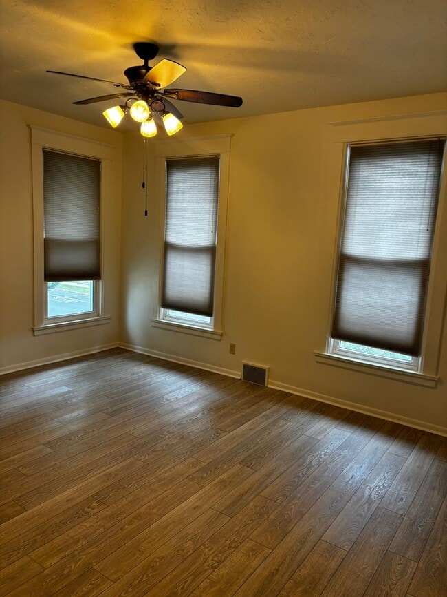 Photo - 937 Columbia Ave Unit 937-3