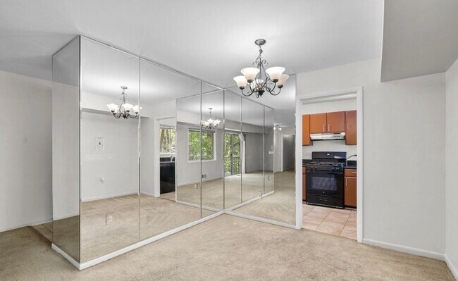 Photo - 10643 Weymouth St Unit 103