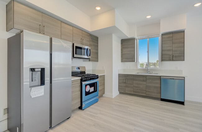 Photo - The Heliotrope Residences