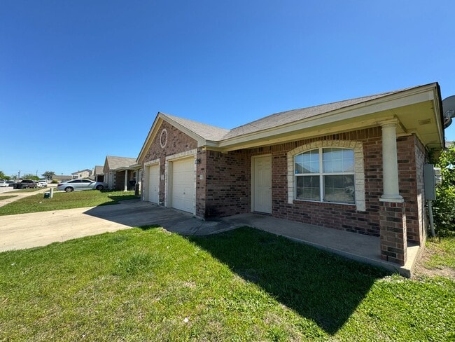 Photo - 1204 Cinch Dr Unidad B