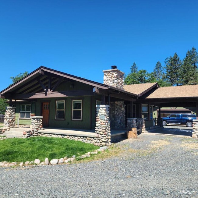 Photo - 1956 Robertson Bridge Rd House