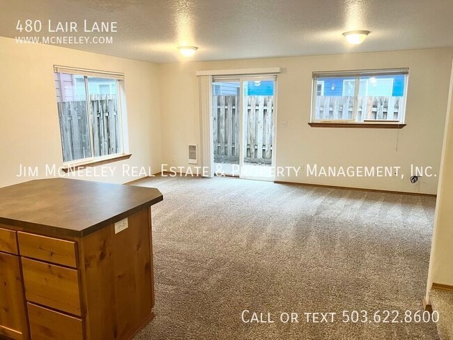 Photo - 480 Lair Ln