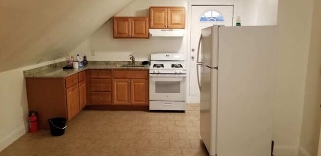 Building Photo - Sixty One Crescent Avenue LLC Unit 61-4