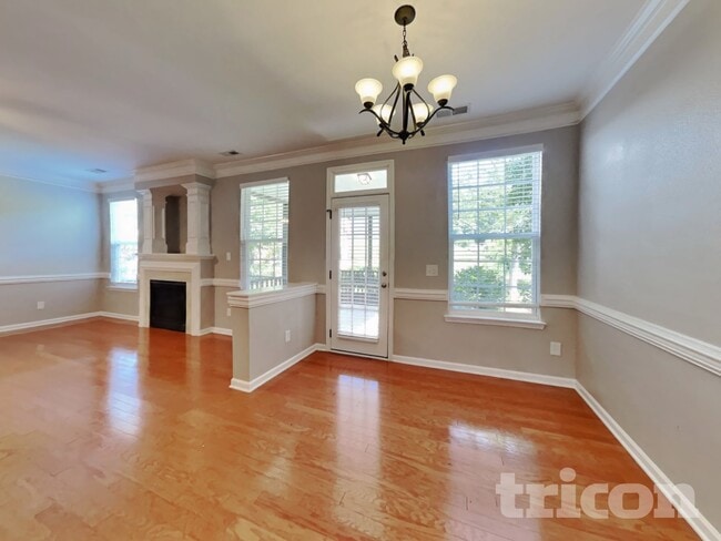 Photo - 5323 Chandler Oaks Ln