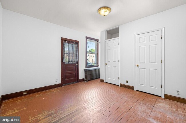 Photo - 315 Elrino St