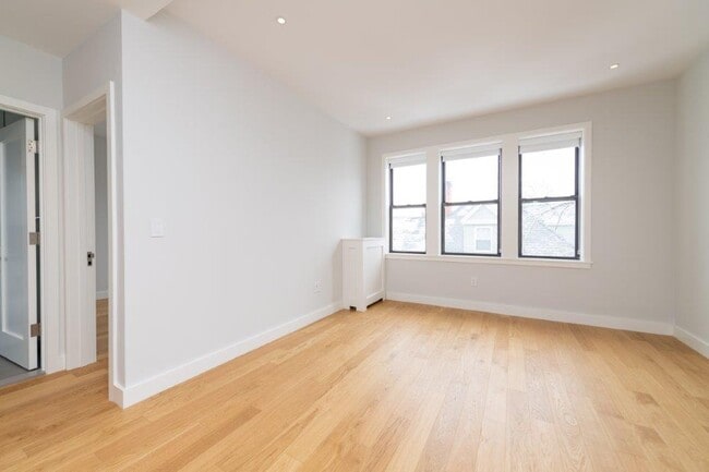 12 Elko St Unit 11