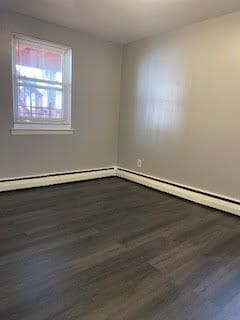 Building Photo - 2870 Roebling Ave Rental
