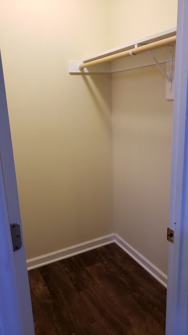 134 W Oak Ave