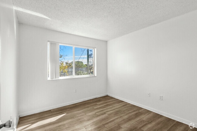 3BR, 2BA - 1,050SF - Third Bedroom