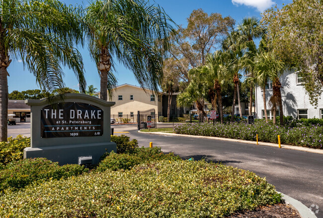 The Drake at St. Pete - The Drake at St. Pete Apartments