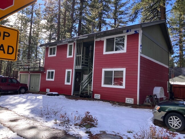Building Photo - Two bedroom unfurnished in Sierra Tract