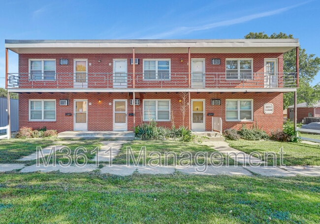 5050 Cleveland Ave
