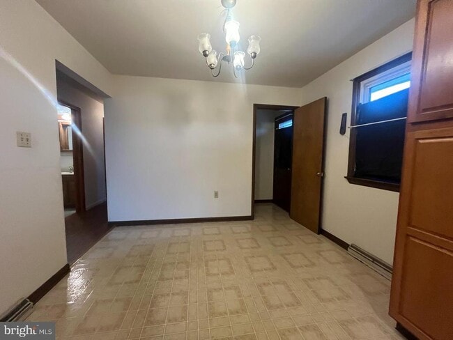 Photo - 335 Fairmount Ave