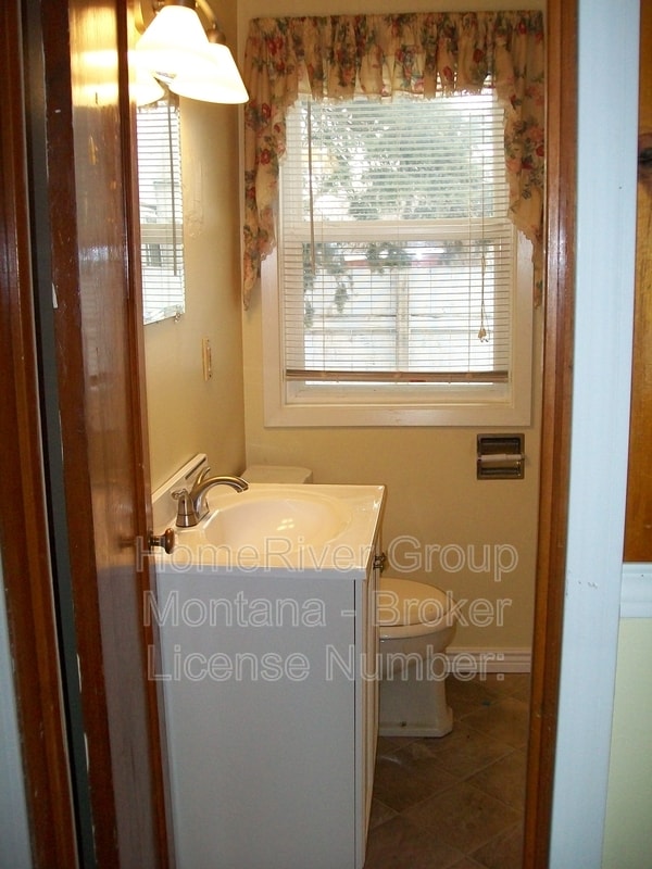 Photo - 1120 Milton St