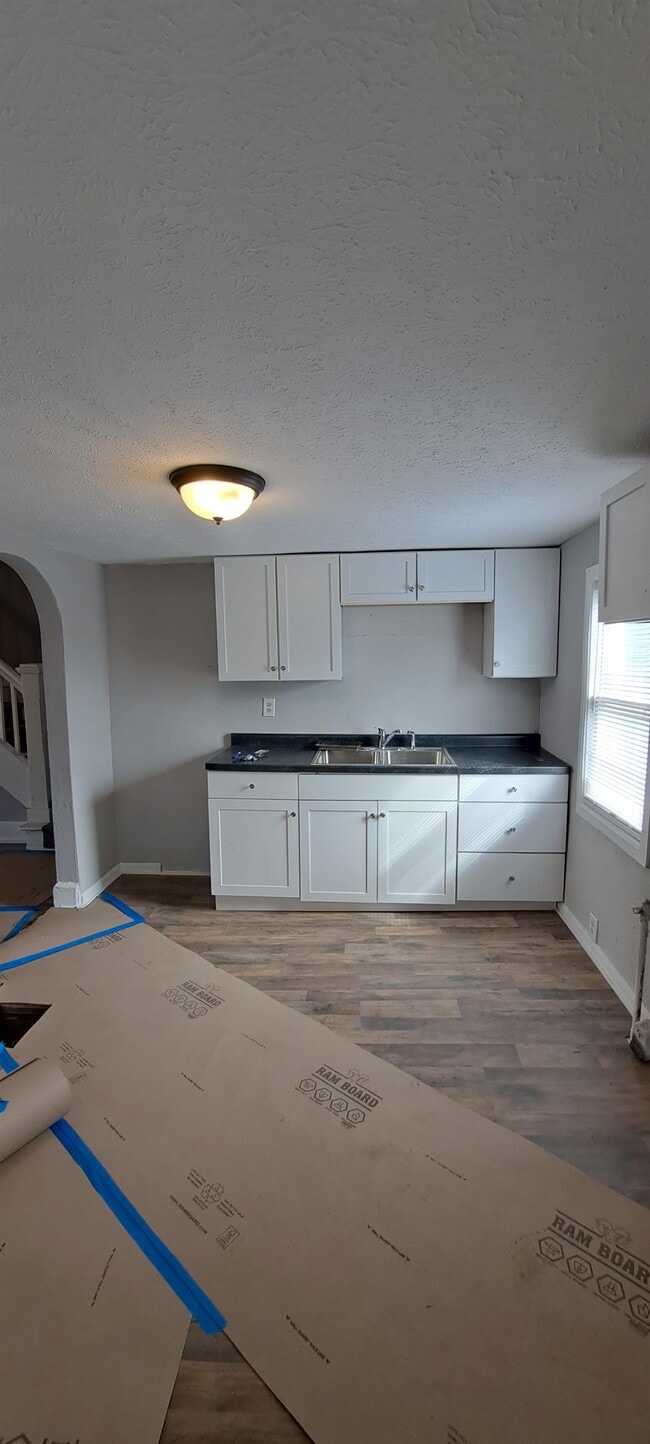 Photo - 1849 Westview Dr