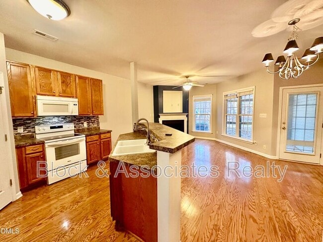 Photo - 27 Great View Ct