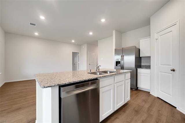 Photo - 501 Yellow Rose Rd