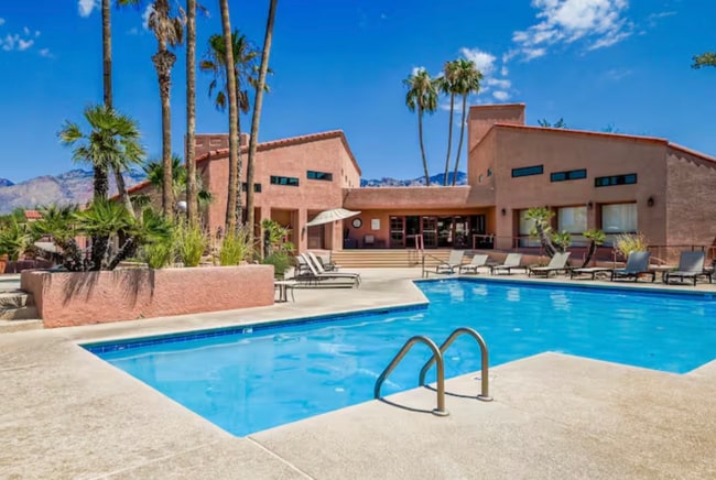 Building Photo - 5051 N Sabino Canyon Rd Rental