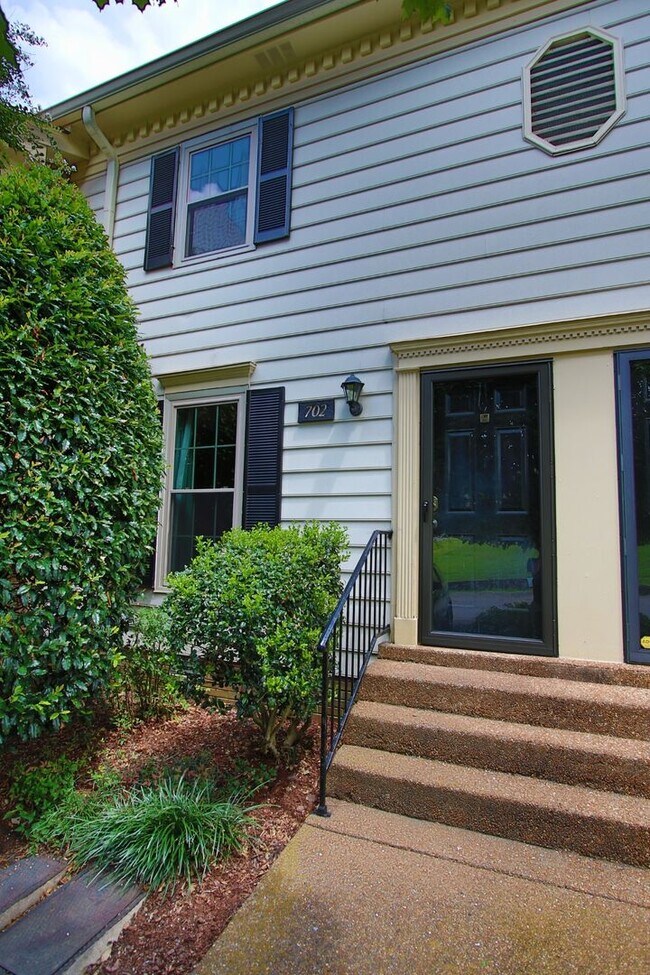 Photo - UPDATED CONDO IN THE HEART OF BRENTWOOD . . . PLUS AMENITIES!!!