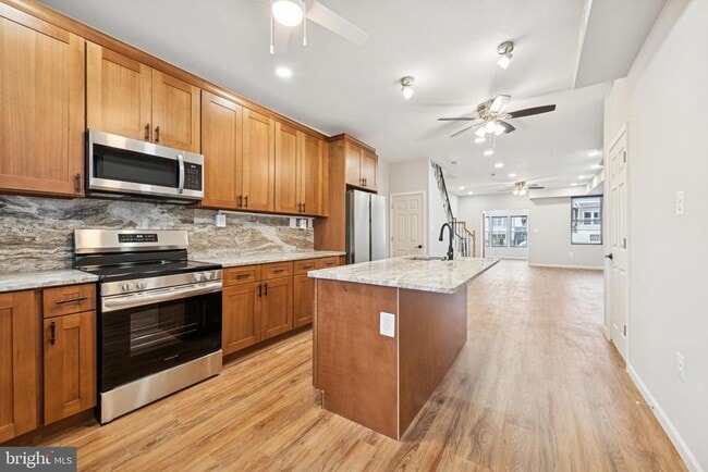 Photo - 5743 N 12th St