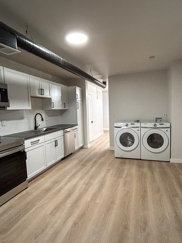 Photo - 3206 Dobson St Unit 3