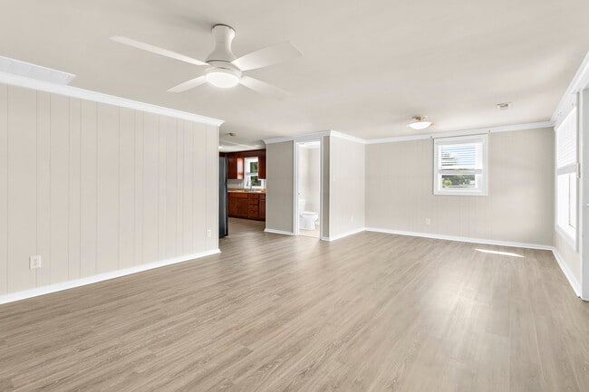 Photo - 4440 Spruill Ave