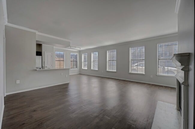 Photo - The Metro Apartments