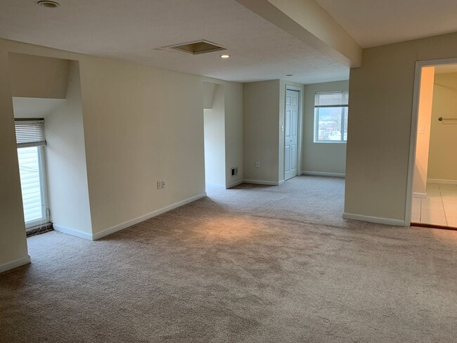 Photo - Beautiful 3bed/2.5 bath in Southside