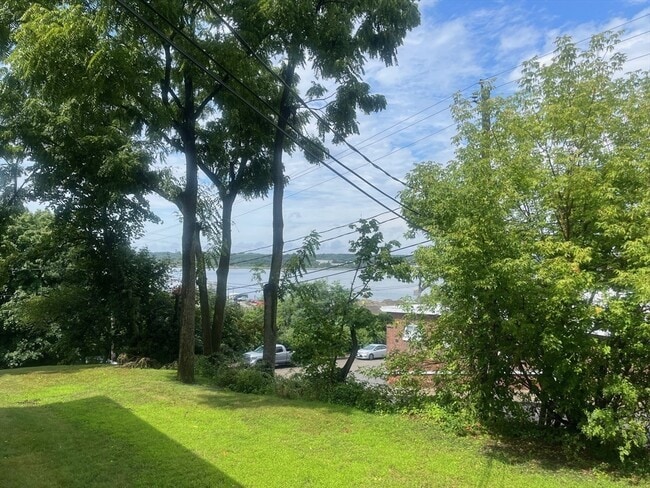 Building Photo - 225 Danforth St Unit 3L