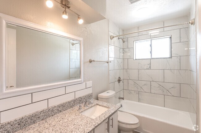 2Br, 1BA - 754 ft²