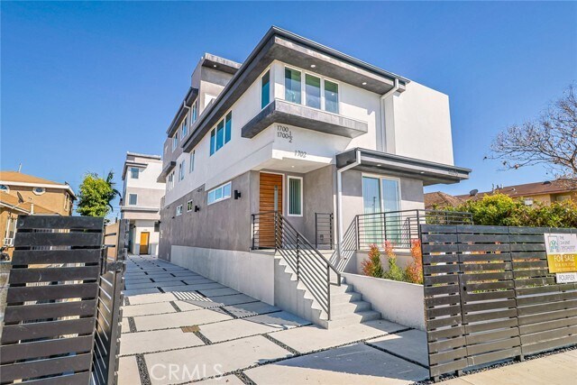 Building Photo - 1704 Redondo Blvd